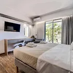 Island Boutique Hotel 4*