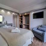 Island Boutique Rhodes City